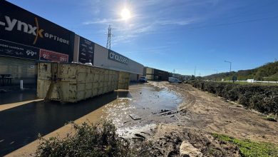 Près de Lyon. Après les inondations à Givors, les trois frères pillent le magasin ravagé