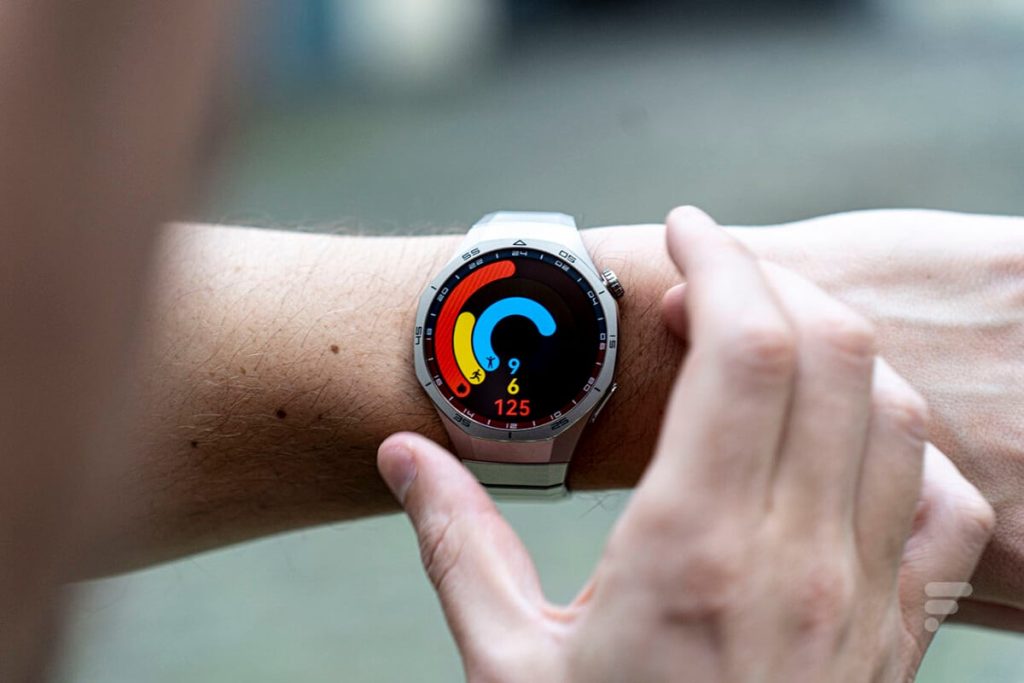 Pour le suivi sportif et de santé, cette montre connectée fait partie des meilleures