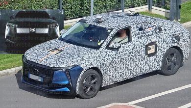 Le futur SUV coupé DS surpris sans camouflage de calandre