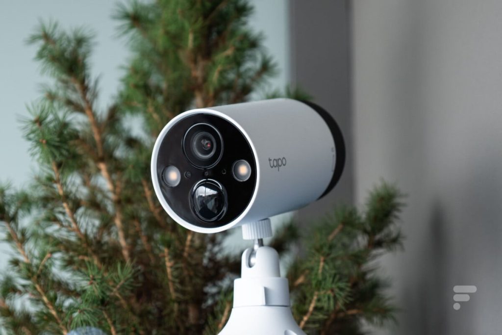 Cette caméra de surveillance connectée notée 8/10 est à -33% sur Amazon