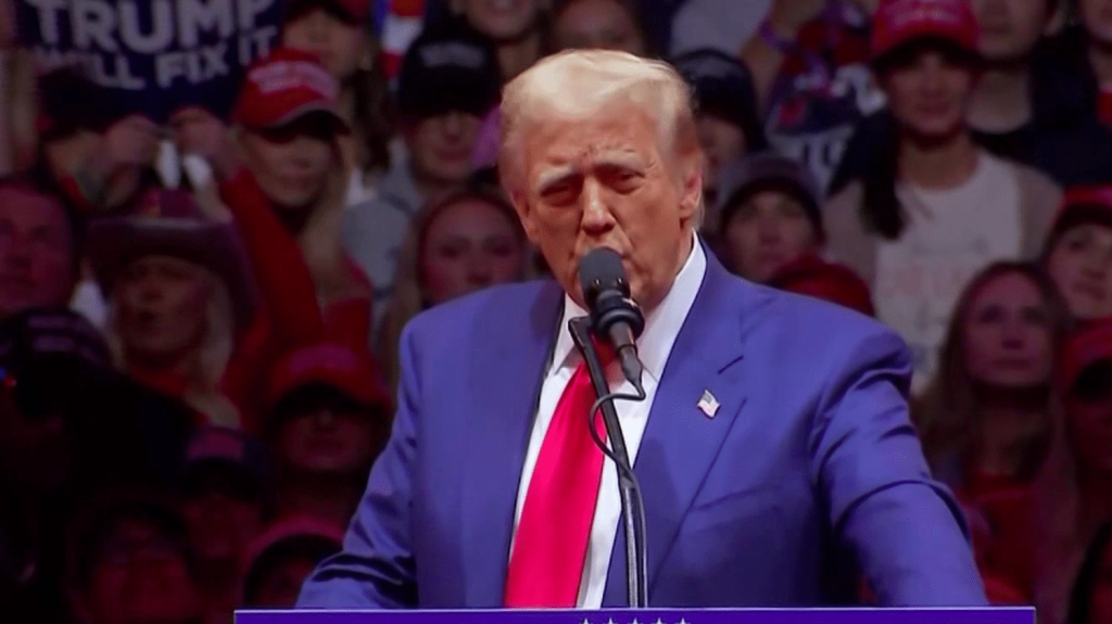 racisme, insultes… en meeting au Madison Square Garden, Trump fait à nouveau polémique