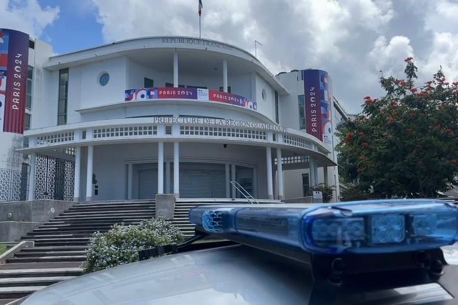 la préfecture met en place un couvre-feu généralisé à partir de 19 heures ce vendredi