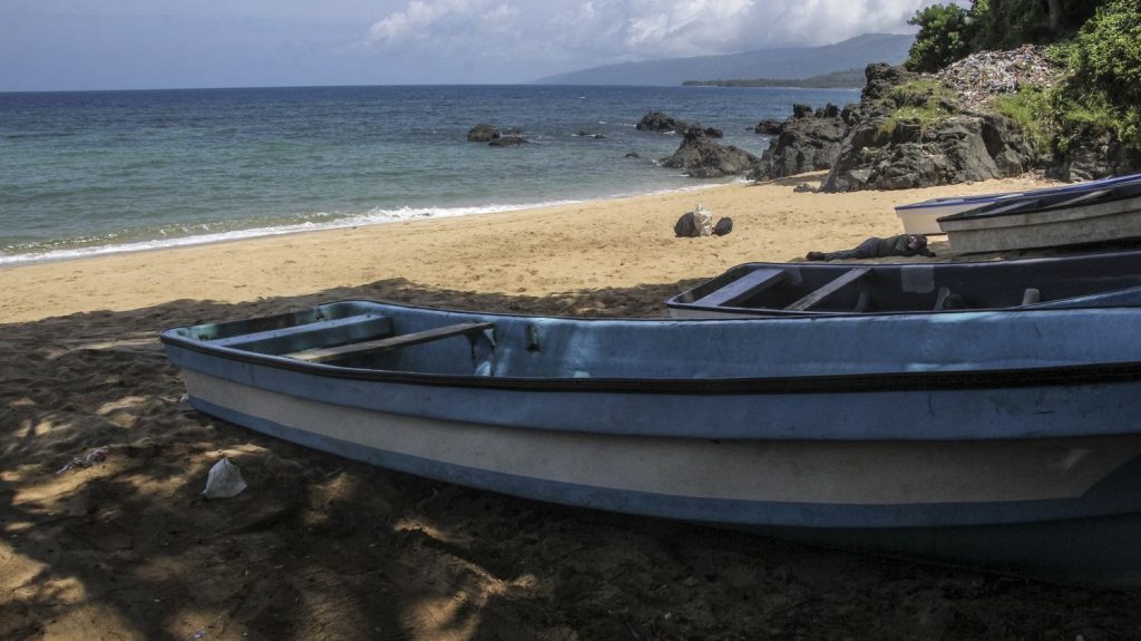 Au moins 25 morts dans un naufrage « provoqué par des trafiquants » entre les Comores et Mayotte