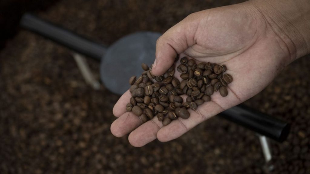 INFOGRAPHIE. Comment le prix du café s’est envolé sur le marché des matières premières