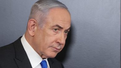 deux fusées éclairantes tirées près du domicile du Premier ministre Benjamin Netanyahu, trois suspects arrêtés