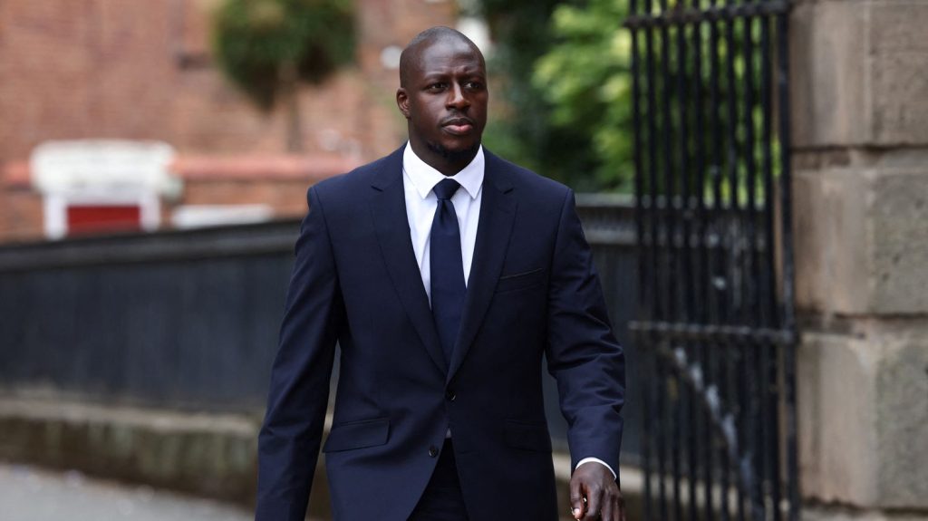 Manchester City devra payer des arriérés de salaire à son ancien joueur Benjamin Mendy, acquitté des accusations de viol