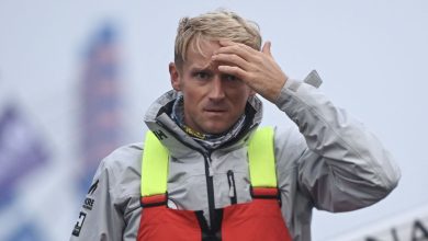 Maxime Sorel, premier skipper à abandonner après cinq jours de course