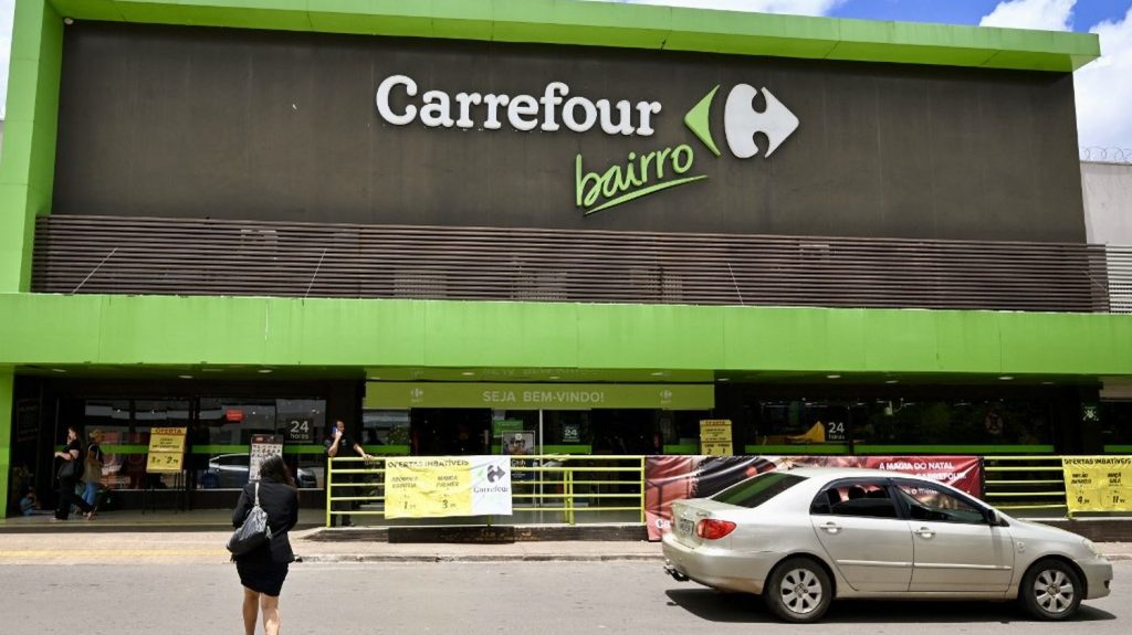 Les livreurs de viande applaudissent les excuses de Carrefour