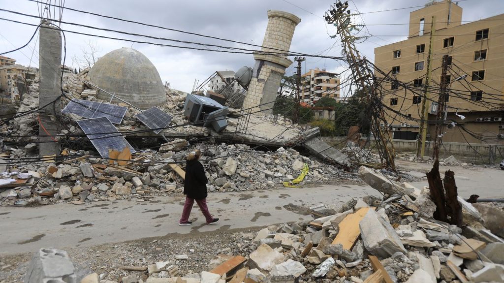 Dans la région de Nabatieh au Liban, les habitants découvrent leurs villages détruits