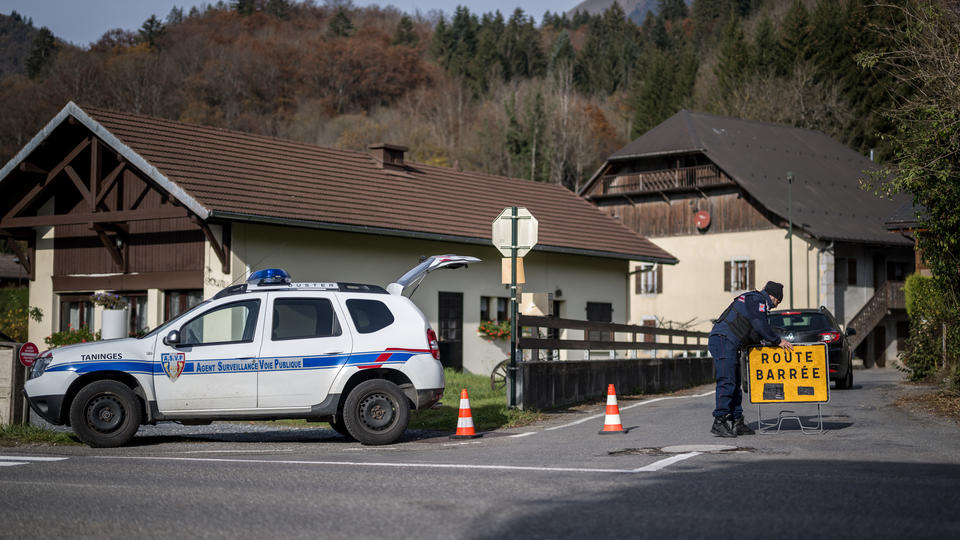 le corps retrouvé dans une voiture en Suisse est bien celui de la mère recherchée