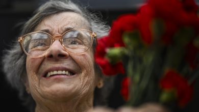 Mort de « la dame aux œillets », symbole de la révolution de 1974 au Portugal