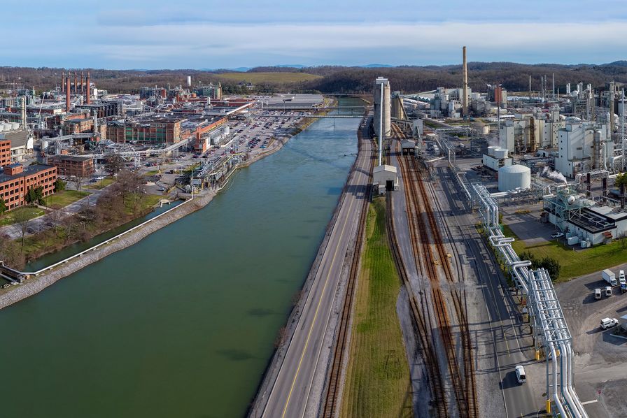 Eastman pourrait abandonner son usine de recyclage chimique de plastiques d’un milliard d’euros en Normandie