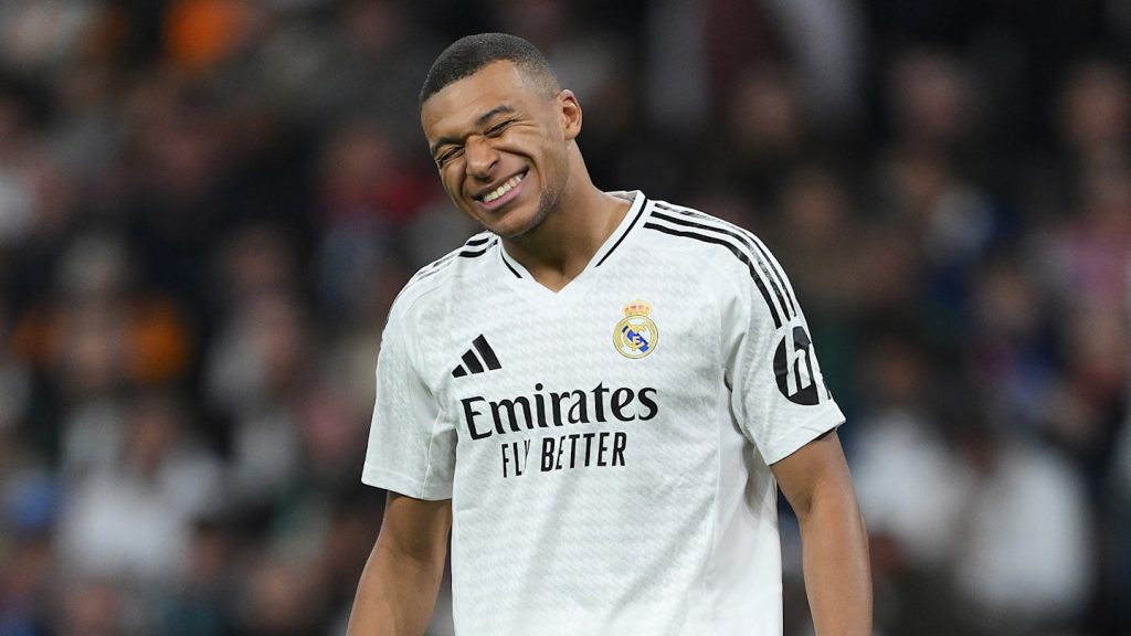 Real Madrid – AC Milan : Les compositions officielles sont dévoilées, avec Kylian Mbappé titulaire