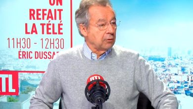 « N’est-ce pas un peu bizarre? » : Sur RTL, Michel Denisot s’étonne de célébrer les 20 ans du « Grand Journal » de Canal+… sur TMC