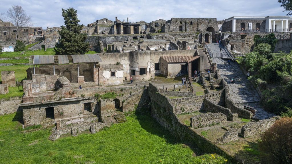 Face au surtourisme, Pompéi fixe une limite à 20 000 visiteurs quotidiens