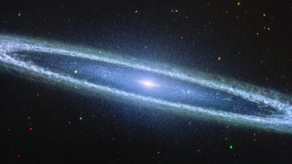 Le télescope James Webb prend une superbe photo de la galaxie Sombrero