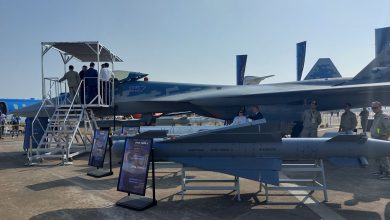 La Russie présente son nouvel avion furtif au salon aéronautique de Zhuhai, en Chine