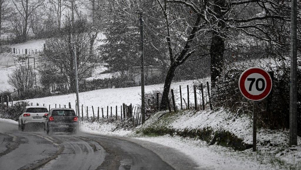 Météo : flocons de neige prévus à partir de mercredi, à quoi faut-il s’attendre ?