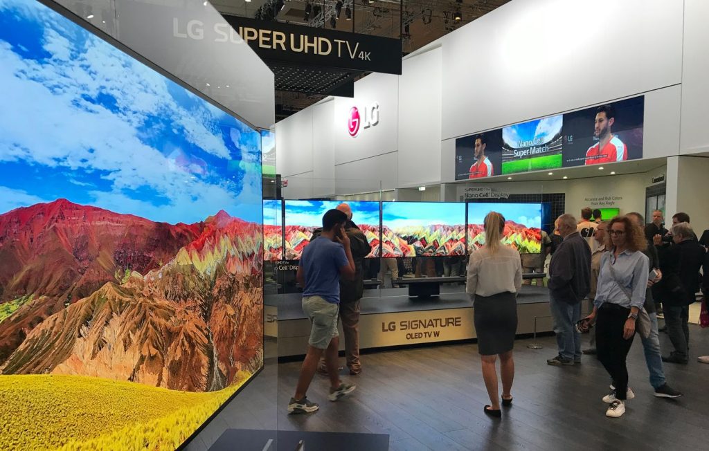 C’est quoi cette TV LG OLED haut de gamme à prix cassé qui cartonne lors du Black Friday ?