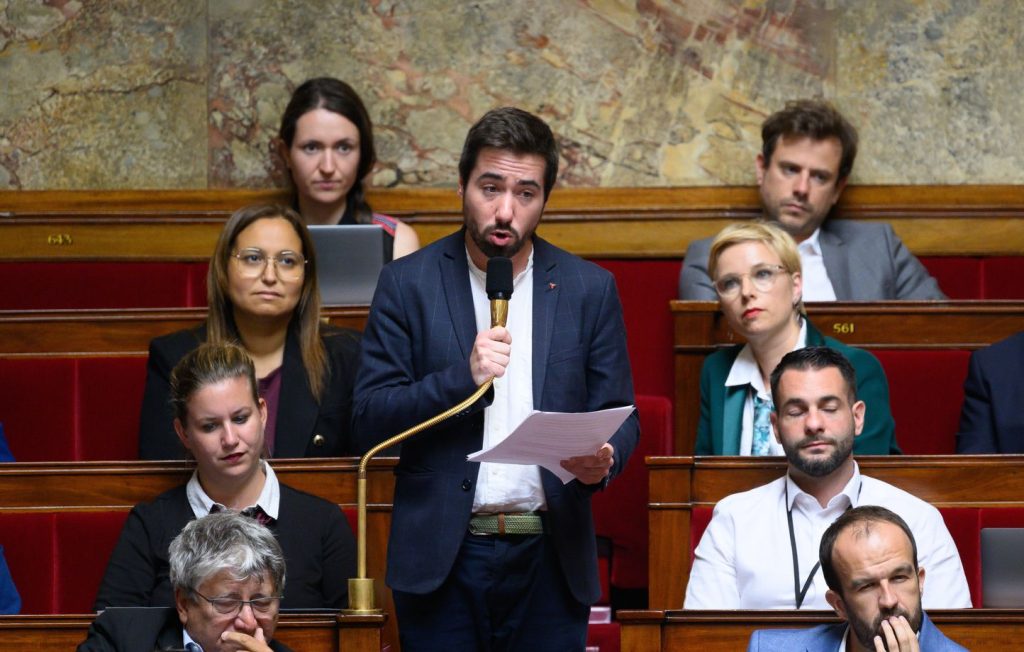 Le député Andy Kerbrat a financé sa consommation de drogue avec de l’argent public, selon Mediapart