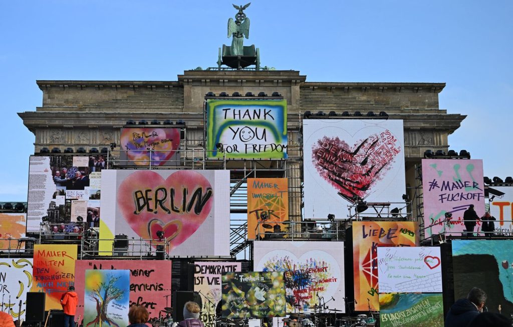 EN IMAGES. « Un jour heureux »… Berlin fête les 35 ans de la chute du mur