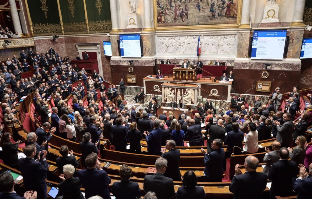 Les députés de gauche imposent les superprofits des entreprises