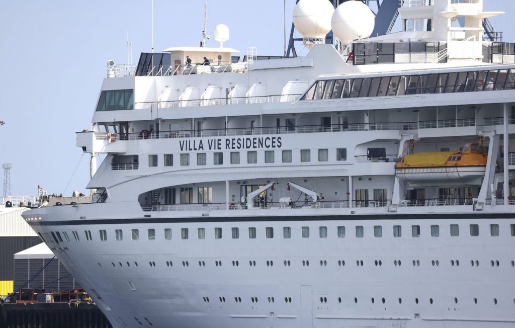 Cette croisière de quatre ans offre une évasion du mandat de Donald Trump