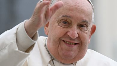 le pape ne sera pas présent à la cérémonie de réouverture, malentendu à l’Élysée