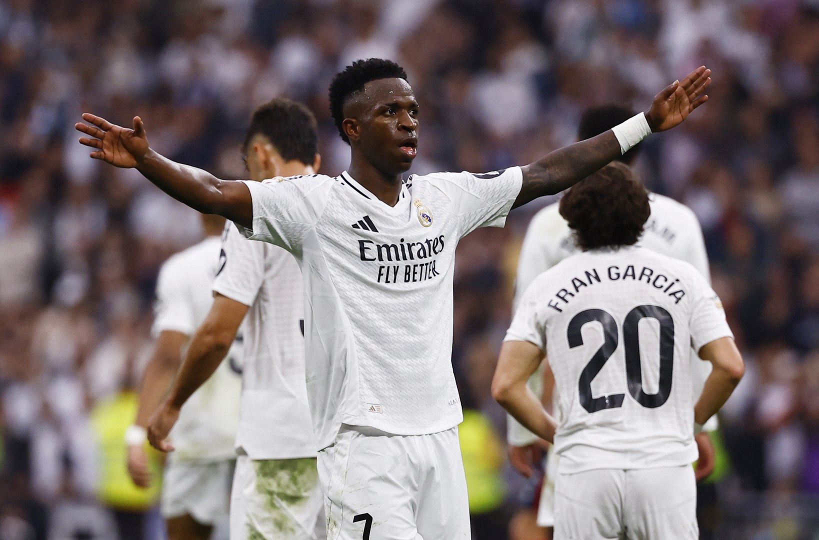 Liga : Hat-trick de Vinicius, le Real Madrid écrase Osasuna