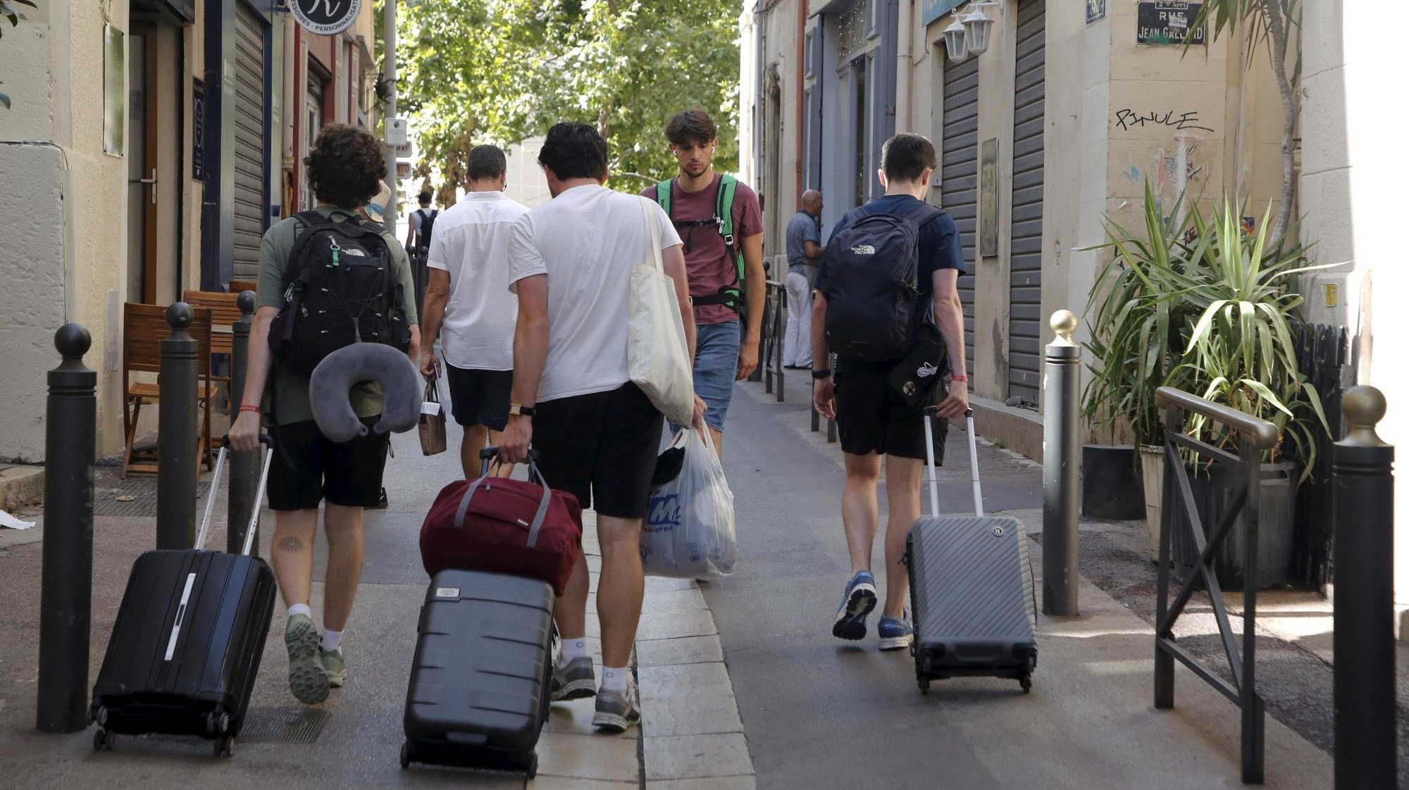 A Marseille ou Cassis, les maires se mobilisent contre les locations Airbnb