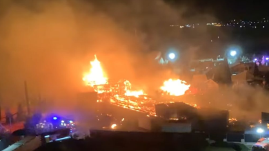 Incendie au village de Noël du Barcarès : « C’est insupportable et horrible », la réaction du maire Alain Ferrand qui se dit « en colère »