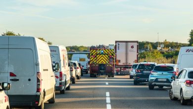 Tragédie tragique sur l’A26, près d’Arras : une mère et ses deux enfants âgés de 8 et 10 ans décèdent dans un accident impliquant deux voitures