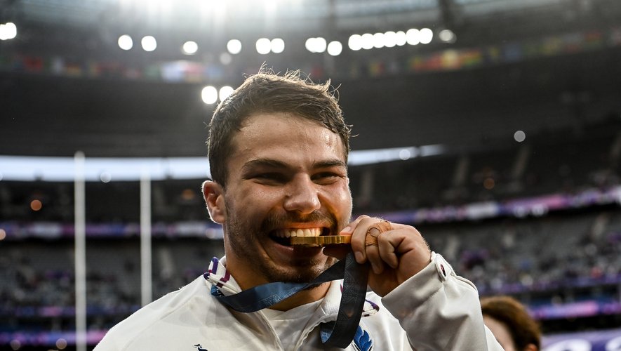 World Rugby Awards – La présence de Dupont ? « Je pense que c’est un manque de respect », déclare l’entraîneur argentin de rugby à sept Santiago Gomez Cora.