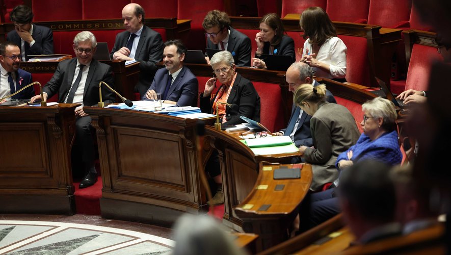 Budget de la Sécurité sociale : le Sénat valide une augmentation des retraites en deux temps en 2025, découvrez ce que la mesure va changer pour vous