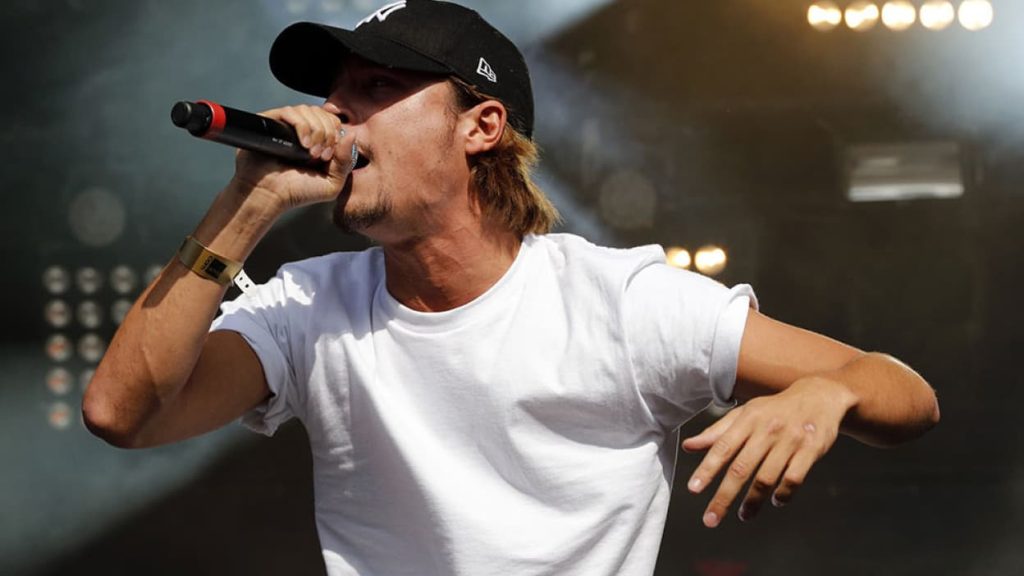 Le rappeur Nekfeu accusé de viols et violences par son ex-femme