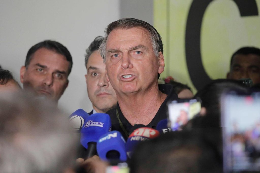 Au Brésil, Jair Bolsonaro a « activement participé » au coup d’État prévu en 2022, selon un rapport de police