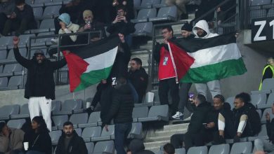 malgré l’interdiction, des drapeaux palestiniens ont été brandis au Stade de France