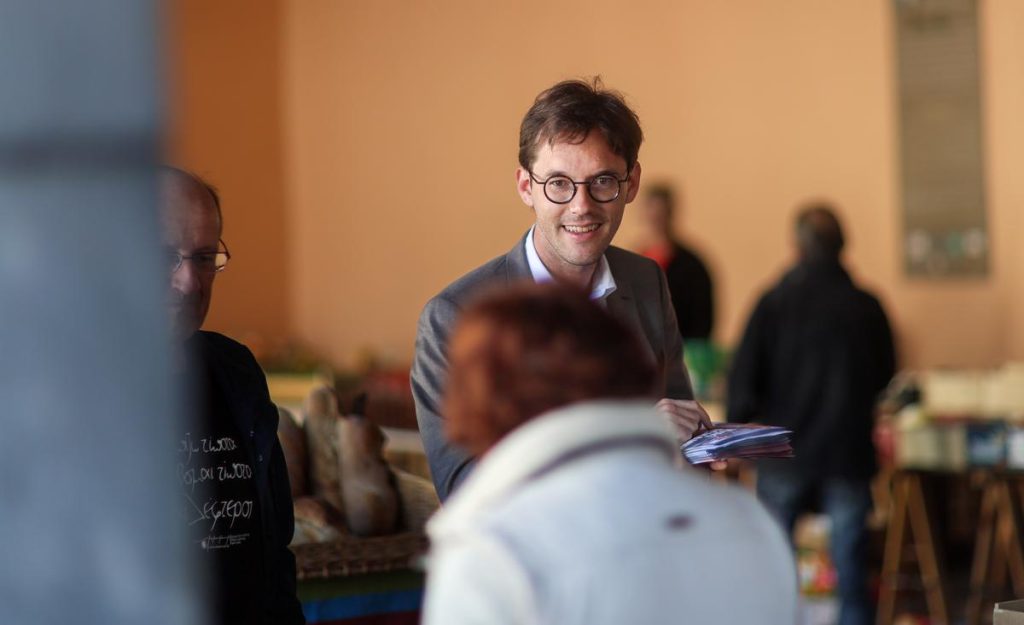 « Je connais des gens qui partent camper trois mois pour financer leur logement », assure Iñaki Echaniz