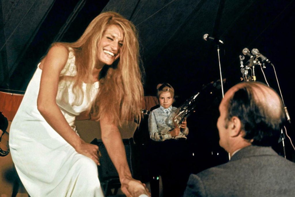 Les secrets d’Orlando sur l’histoire d’amour entre Dalida et François Mitterrand