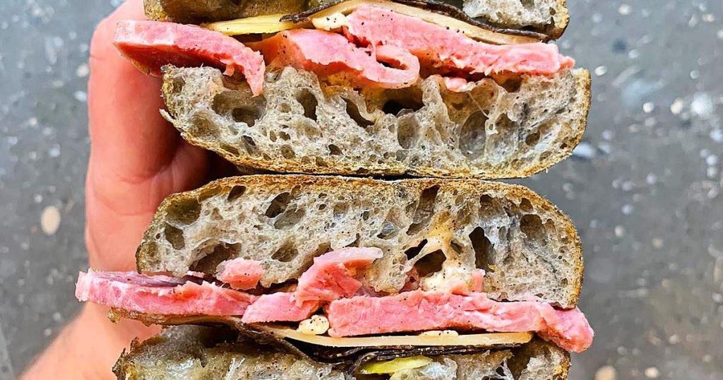 Le sandwich à 30 euros de Cédric Grolet qui étouffe Internet