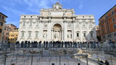 Une passerelle inaugurée au-dessus de la fontaine de Trevi à Rome : Actualités