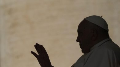 La visite prévue du pape en Corse suscite des frictions