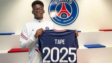 Axel Tape connaîtra son premier groupe professionnel à 17 ans avec le PSG contre Toulouse