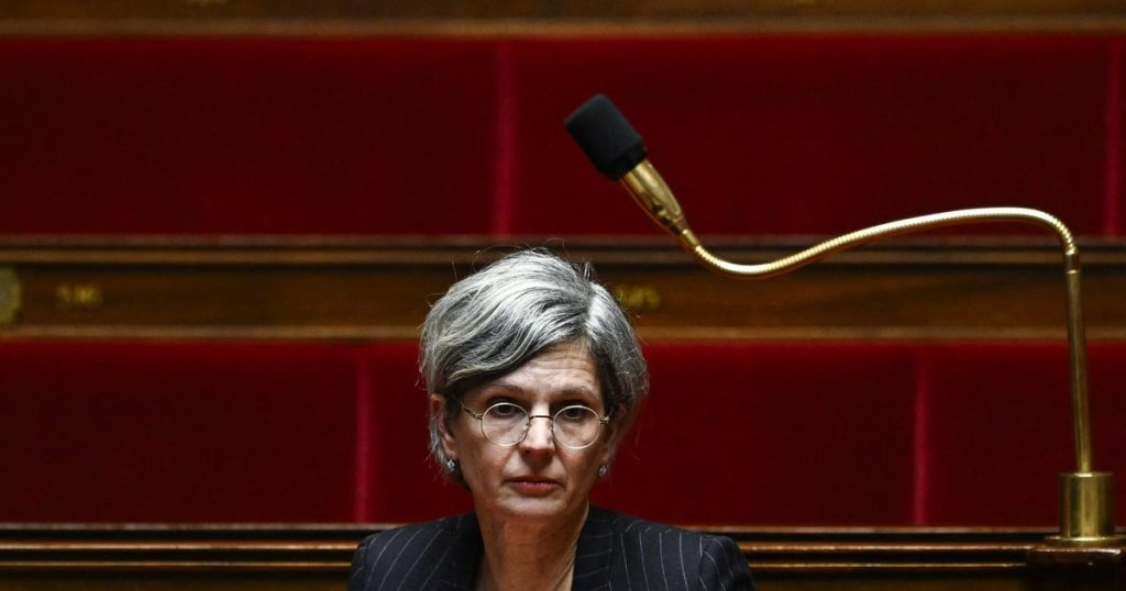 en France, la gauche rattrapée par le débat sur le voile