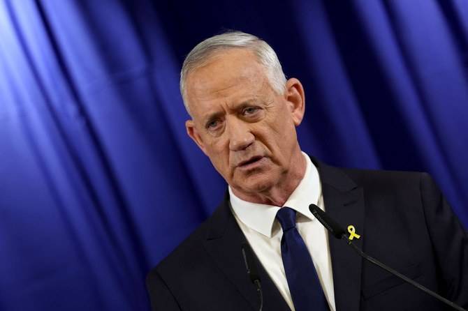 Benny Gantz appelle l’armée israélienne à s’attaquer aux « atouts » de l’État libanais