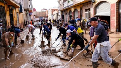 À Valence, en Espagne, un ouvrier travaillant à la restauration d’une école après des inondations décède après l’effondrement du toit