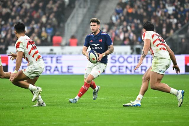 Matthieu Jalibert pas dans le groupe de l’équipe de France pour préparer l’Argentine