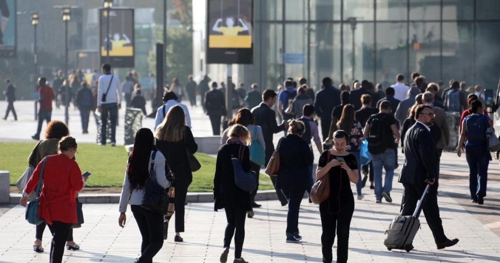 Des cadres très favorables au rachat d’années d’études par leurs entreprises, indique une enquête