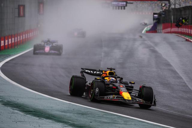 Max Verstappen presque parfait sur les tours les plus rapides à Sao Paulo