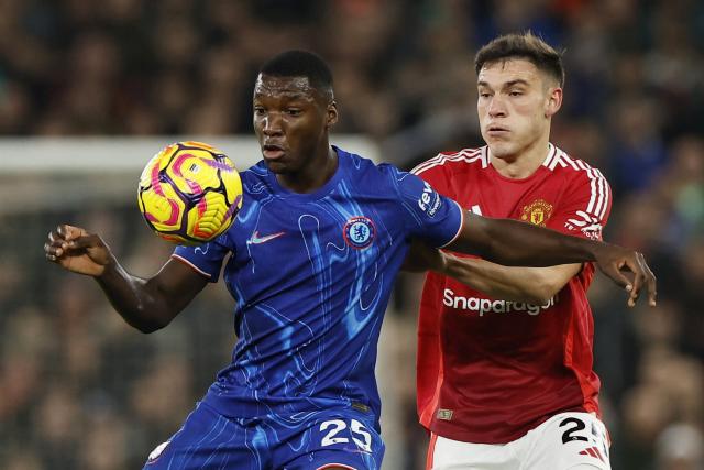 Chelsea, accroché sur la pelouse de Manchester United, reste au pied du podium de Premier League